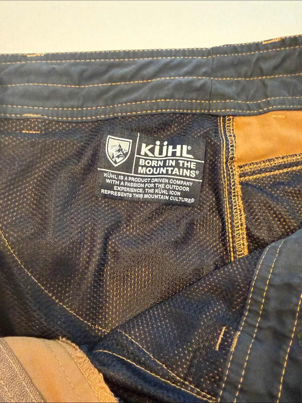 Men's Kuhl Casual Stretch Pants - Dark Mustard/Gold color Size 36x30 like new